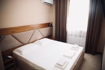 هتل Kaspi гостиница