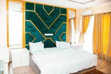 Vito Gate Hotel And Suite