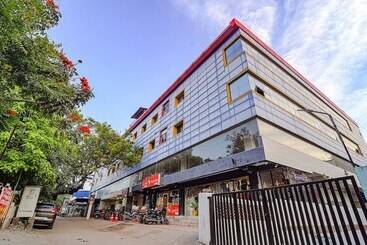 Fabhotel Skyry I Nr Covai Corporation Science Park