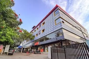 Fabhotel Skyry I Nr Covai Corporation Science Park