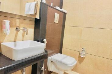 Hotel Blueberry Nest Zirakpur