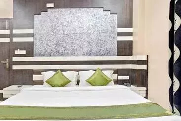 ホテル Sathi Residency