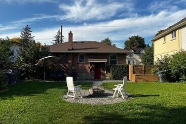 Panzió Chic And Large Private Room