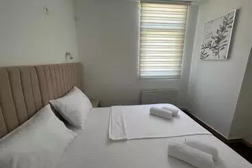 ベッドアンドブレックファースト Naš Dom   Motel