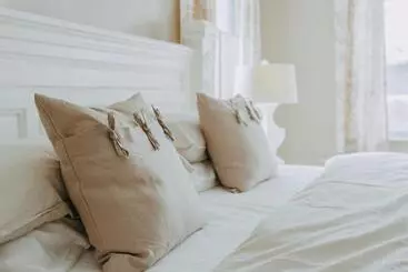 Bed and Breakfast No. 5 East