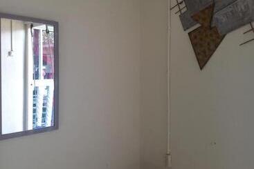 ペンション Yenna Home