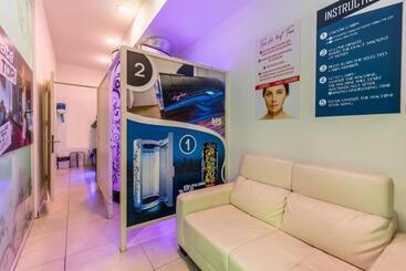 پانسیون Studio 41 At The Vibrant Olo Living Guesthouse