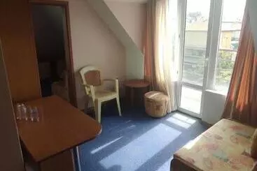 هتل хотел андре