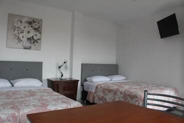 Hotel Hospedaje Las Parraz