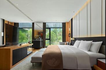 호텔 Phoenix River Yixing