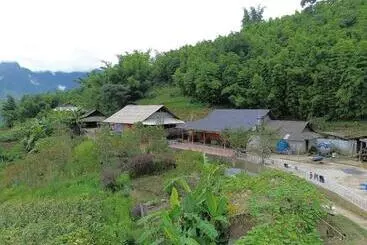 تختخواب و صبحانه Mama Lili S Homestay
