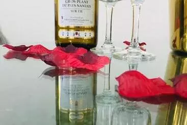 Majatalo Amo Hôtes