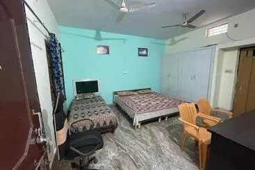 ペンション Garg Complex Guesthouse