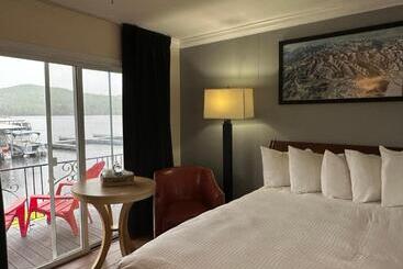هتل Gauthier's Saranac Lake Inn