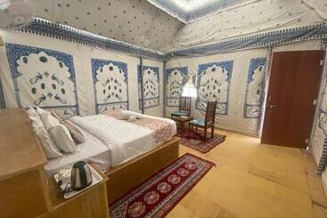 Hotel Yb Desert Camp And Resort