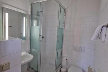 旅馆 Gasthof Reuner