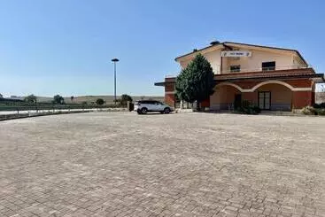 Aamiaismajoitus (B&B) Jogo Rooms