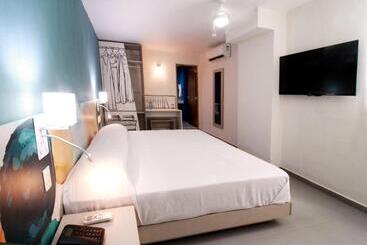 فندق Vista Express Guadalajara Expo