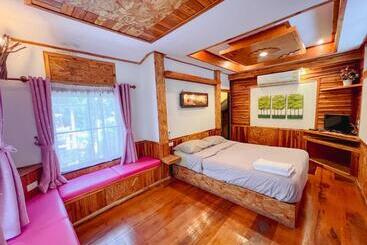 Hotel เนริสารีสอร์ท เขาค้อ