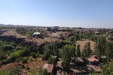 アパートホテル Ashtarak Tun