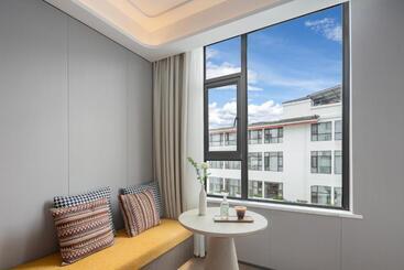 Kasion Purey Designer Hotel   Lijiang Ancient City Sifang Street