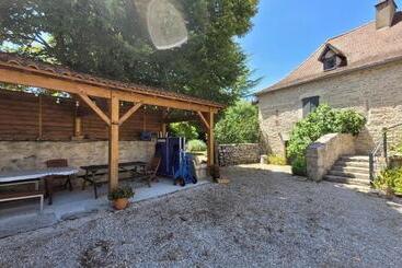 호스텔 La Grange Saint Jacques