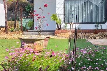 تختخواب و صبحانه Homestay Hơ đơng