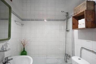 هاستل Oliva Guesthouse