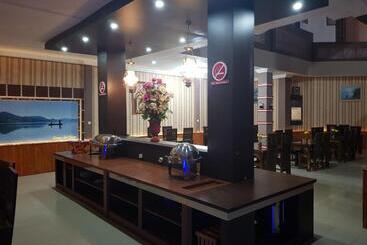 Hotel Capital O 93263 Linge Land