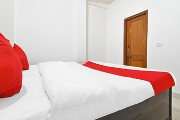 בית מלון כפרי Oyo Gs Guest House