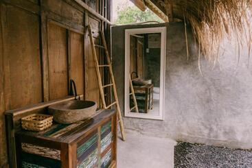 פנסיון West Room At Semadi Living