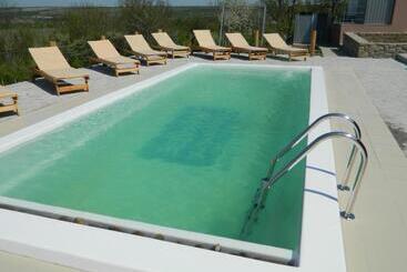 Albergue гостевая усадьба родовое гнездо