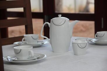 Hotel Savenrose Beach Villa