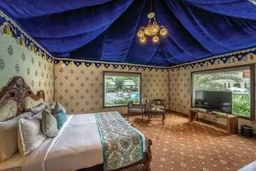 Hotel R Chandras Palace