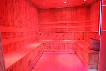 پانسیون La Villa Roannaise