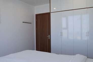 هتل آپارتمان Anstay Deluxe In The Matrix One