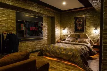 Huoneistohotelli Golden Rock House