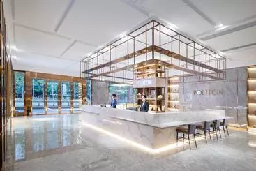 ホテル Poltton International