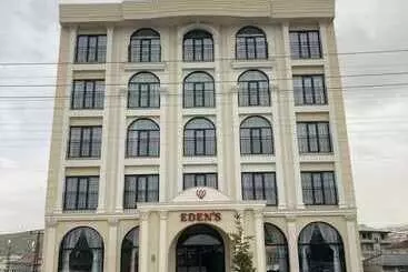Otel Eden's