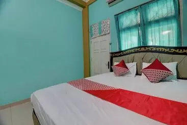 Hotel Rania Kost Simpang Rimbo By Oyo