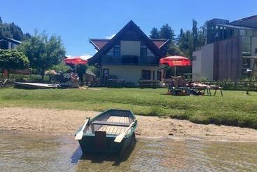 Hotel Ferienwohnungen Rausch