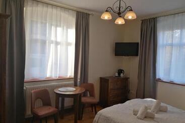 酒店 Pensjonat Mimoza