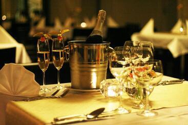 فندق Restauracja Platan