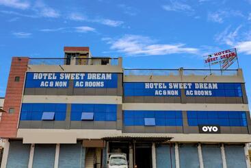 Oyo Hotel Sweet Dream