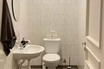 Lighthouse Hostel & Rooms