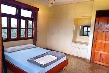 住宿加早餐  Hilton Hil Mountain View