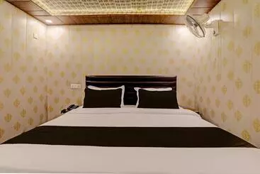 Collection O Hotel Bati Ghar And Resturant