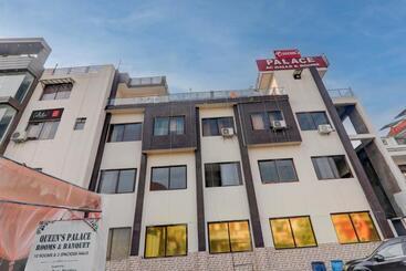 هتل Super Collection O Queen S Palace