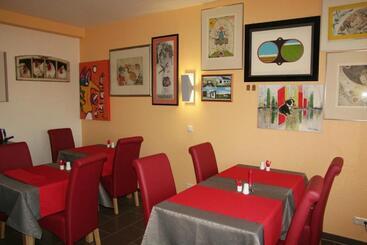 膳宿费 Gäste Zimmer Am Elberadweg