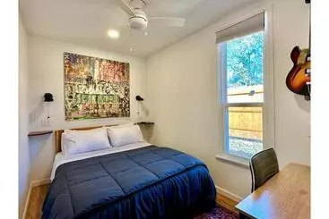 پانسیون Nomehaus Shipping Container Studio Residential Neighborhood Athens